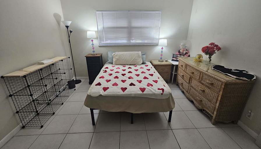 Tony's room