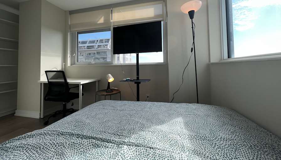 Ali's room