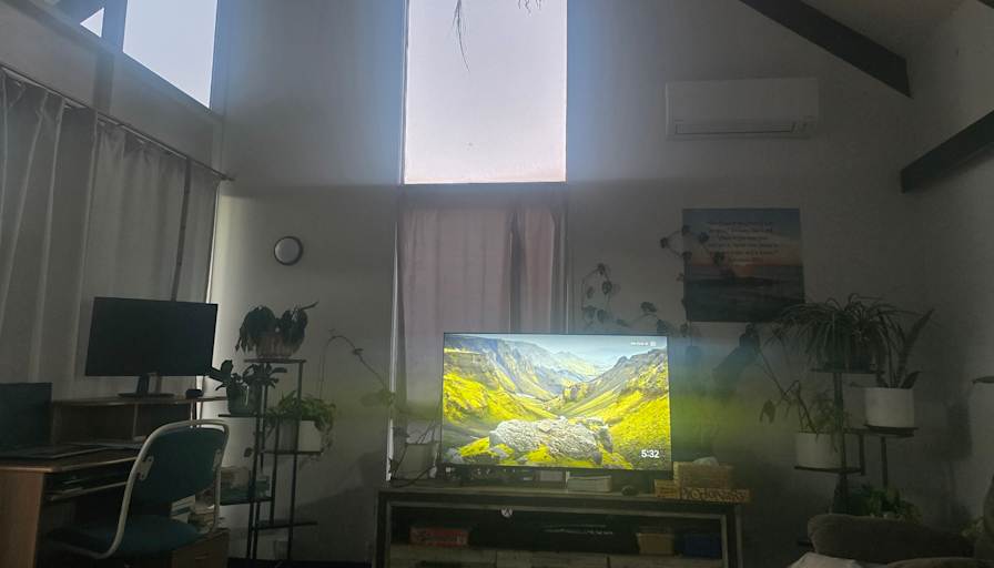 Levi Tapara's room