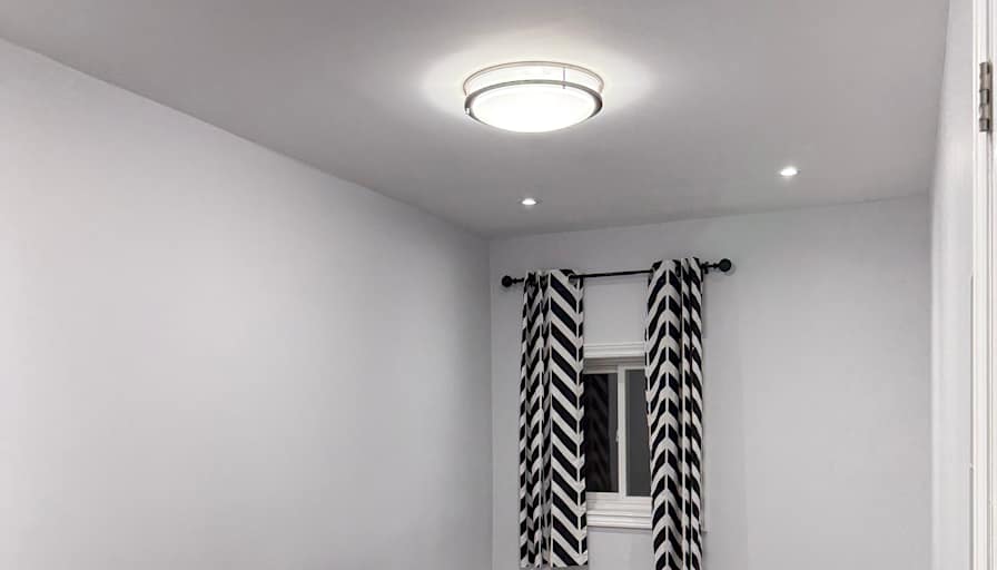 Ansing Ly's room