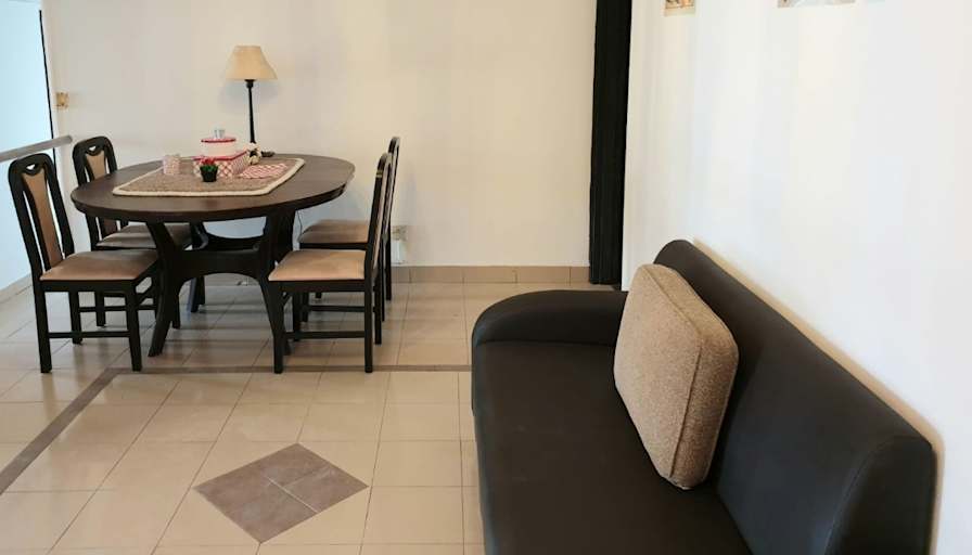 VVA EI's room