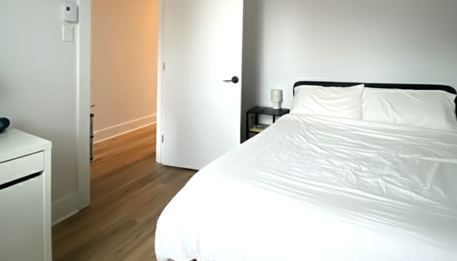 HelloMontreal's room