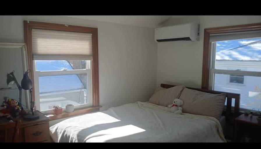 Michelle Moraitis's room