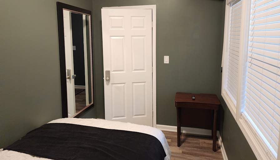 CL&C Property Management and Consulting's room