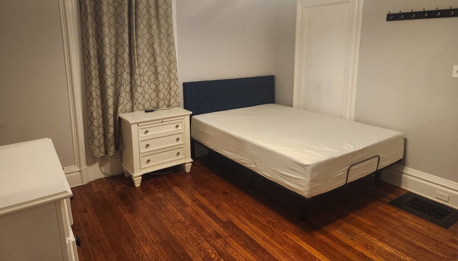 ALBERTO's room