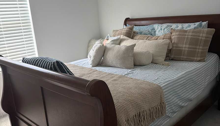 Azenet Perez's room