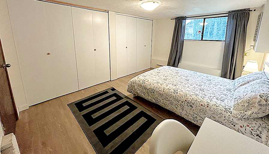 Shirin's room