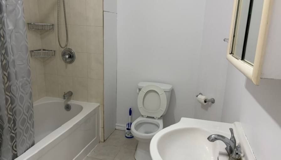 Samir Sehayek's room