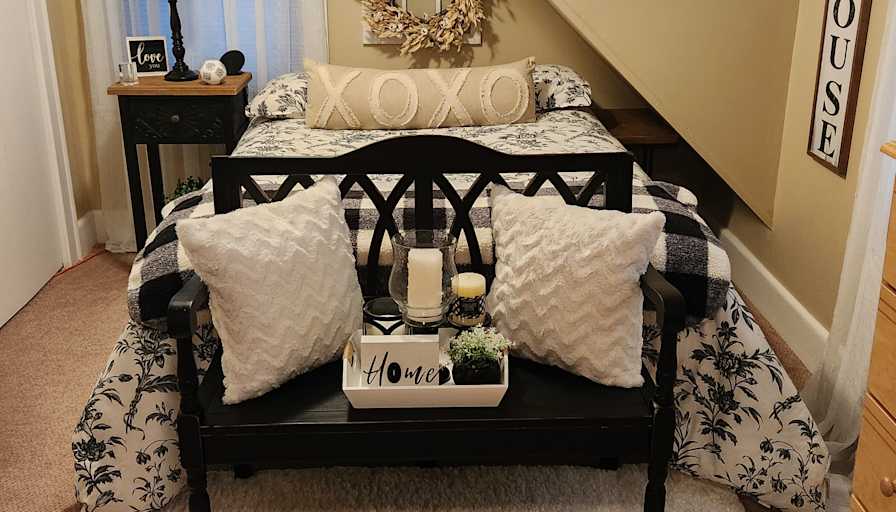 Kelly's room