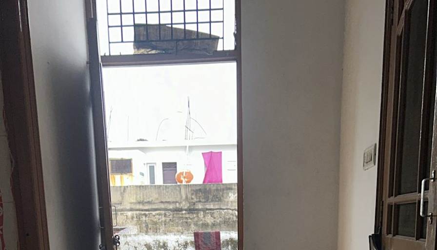 sarika Gupta's room