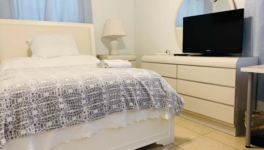 anna's room