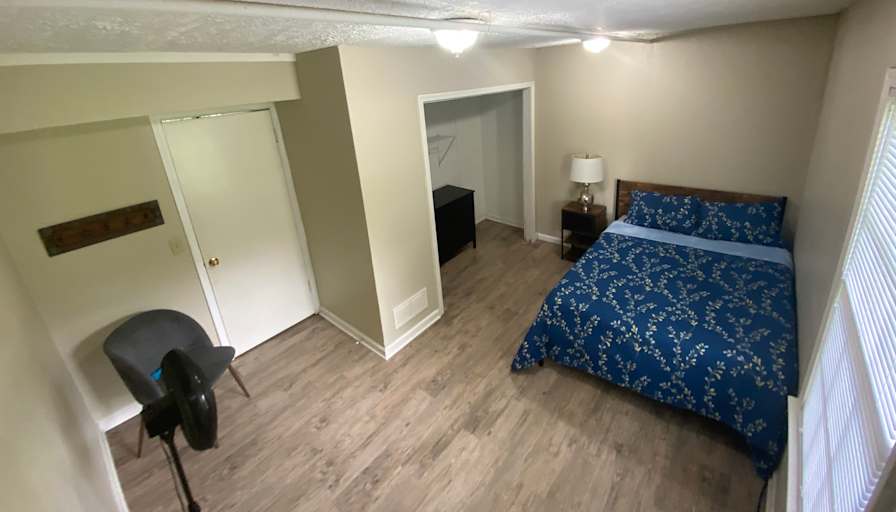 Diana's room