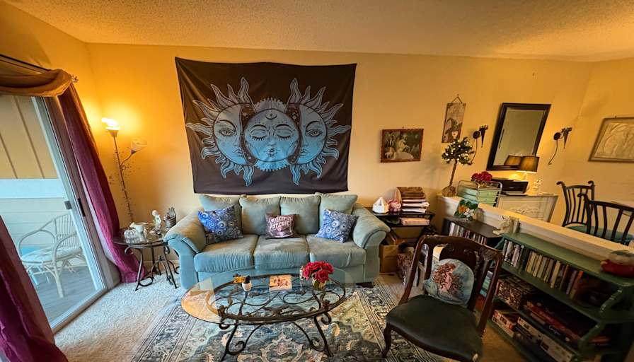 Jill's room