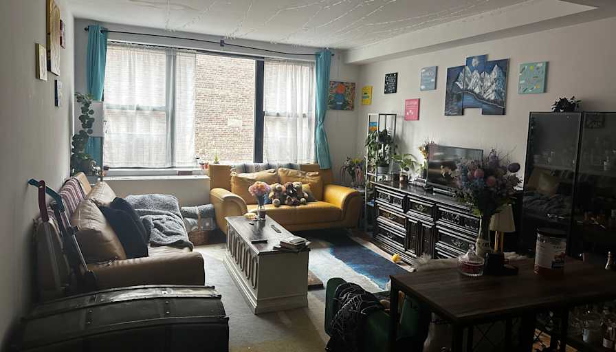 Andrea's room