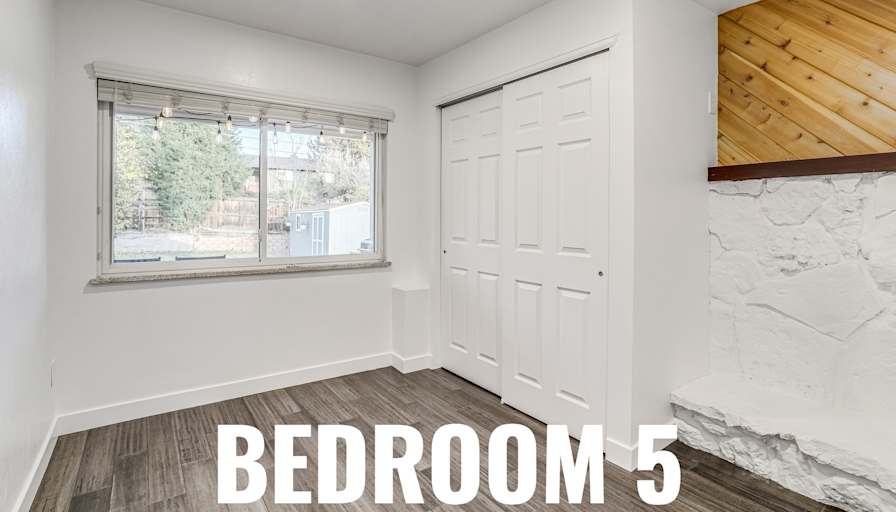 HomeCrew's room