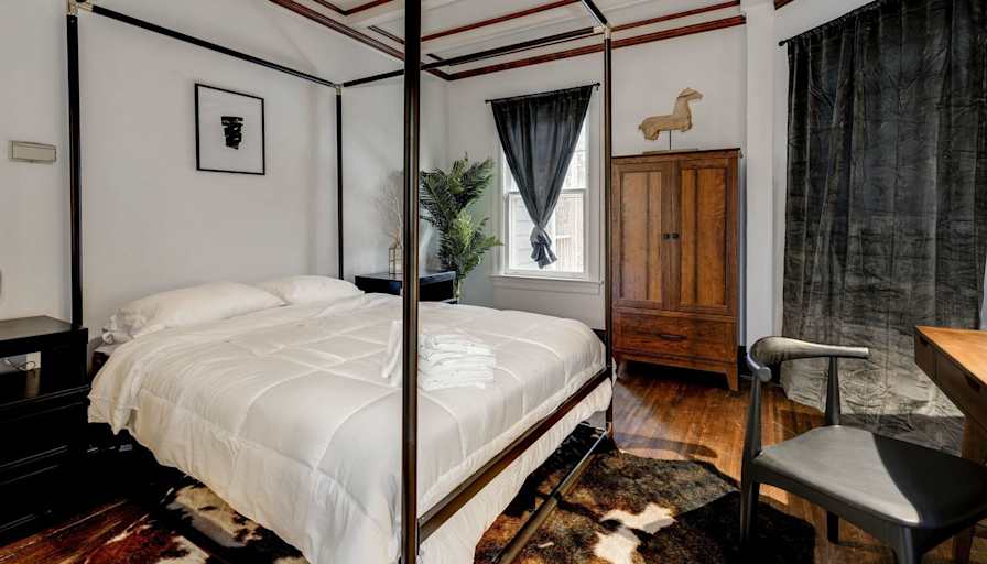 Sam June's room
