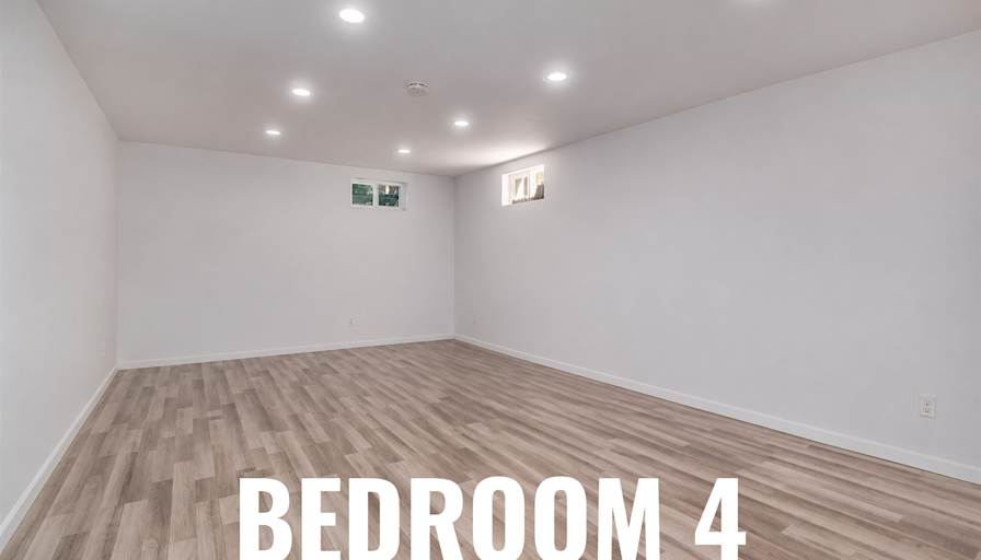 HomeCrew's room
