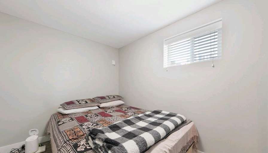 lisa's room