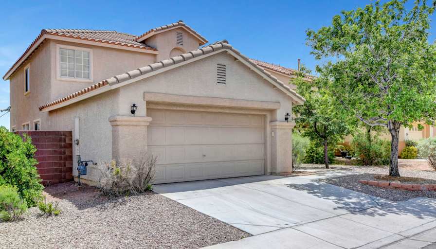 Summerlin Room for Rent (Furnished)'s room