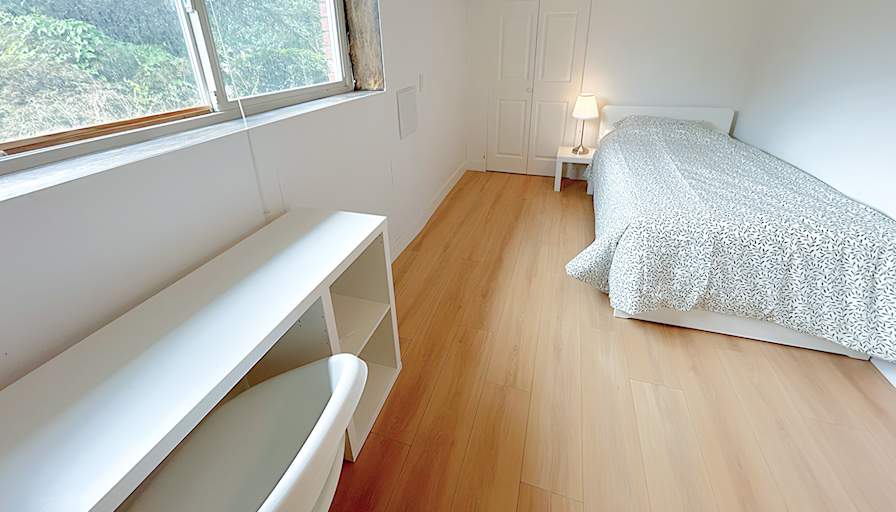 Shirin's room