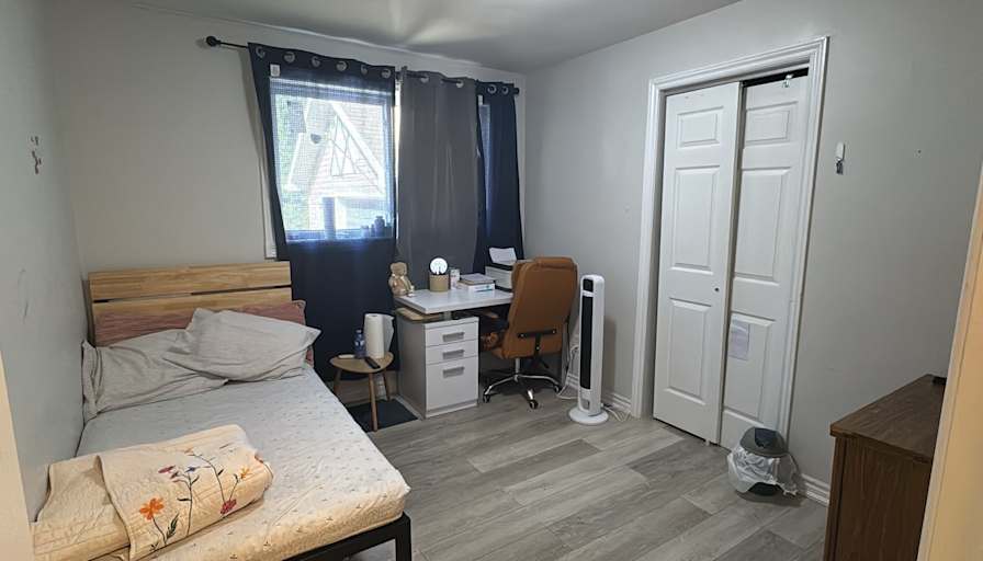Muskan K's room