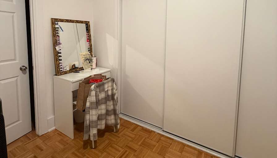 Noor karwal's room