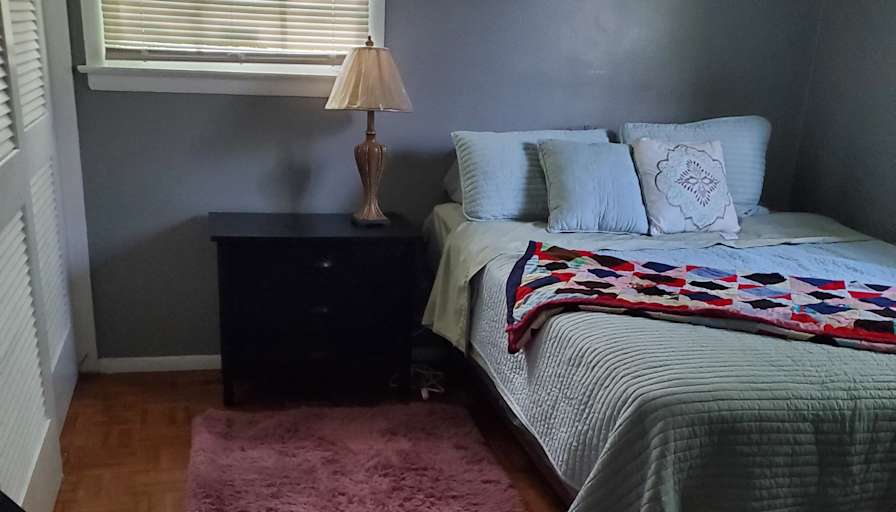 Lisa's room