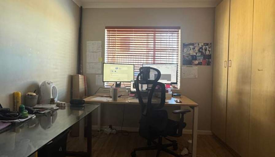 Ronard's room
