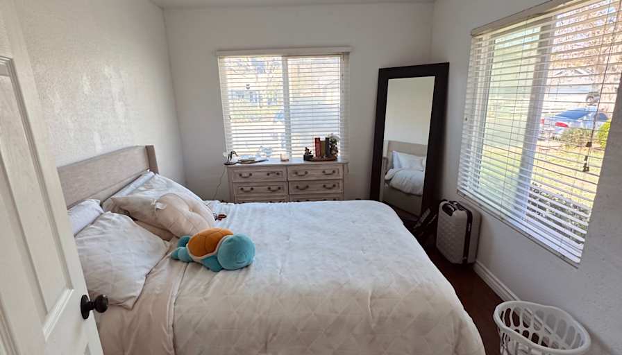 santana's room