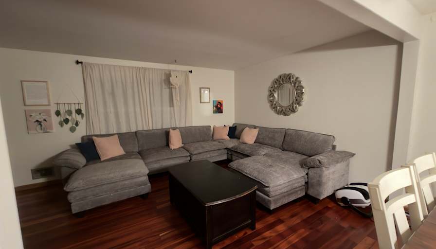 Maye Cerrud's room