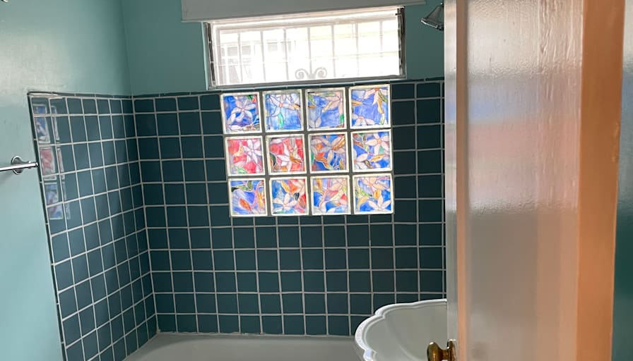 Ahash Francis's room