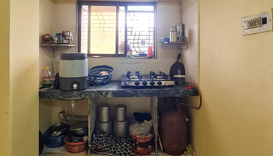 ROSHNI DHIMMAR's room