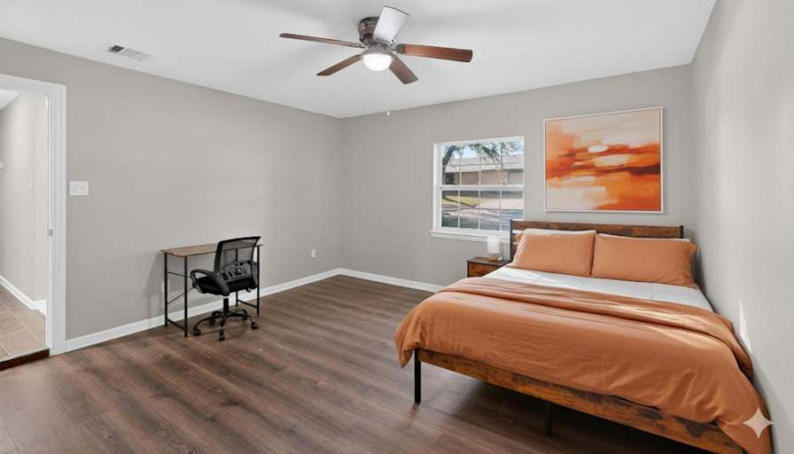 PadSplit's room