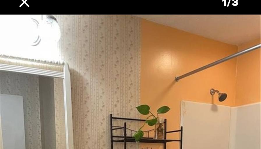 luis's room
