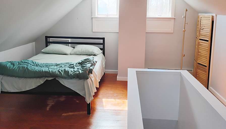 Jon's room