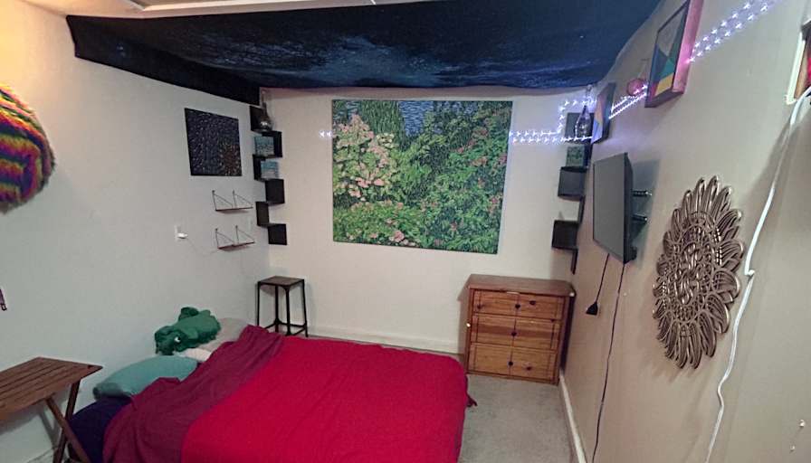 Aram's room