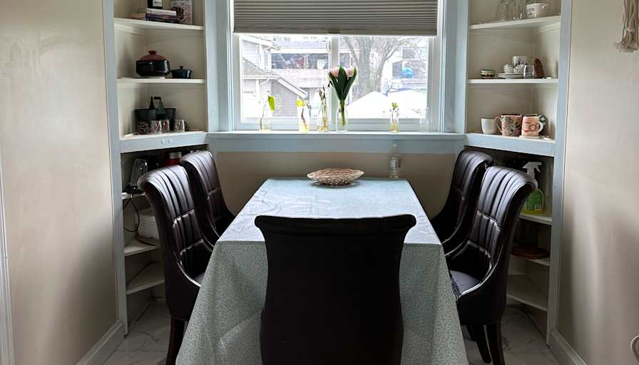 Giordaine's room