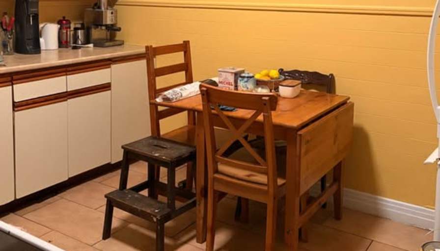 Édouard's room