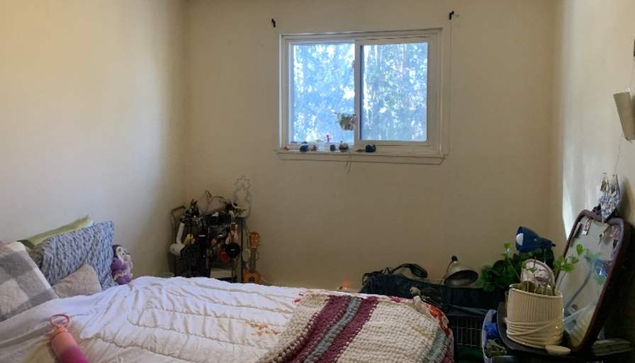 Everett's room