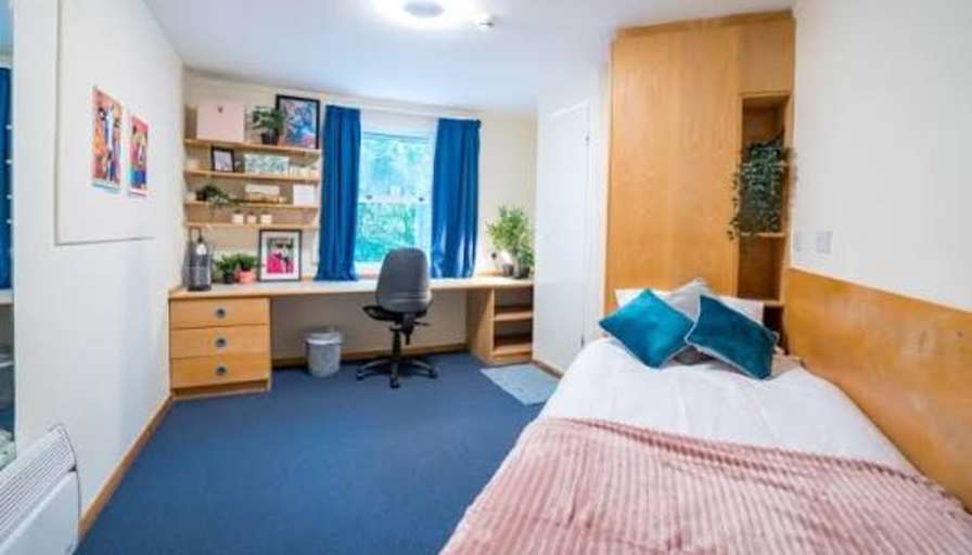 Takudzwa Chaita's room
