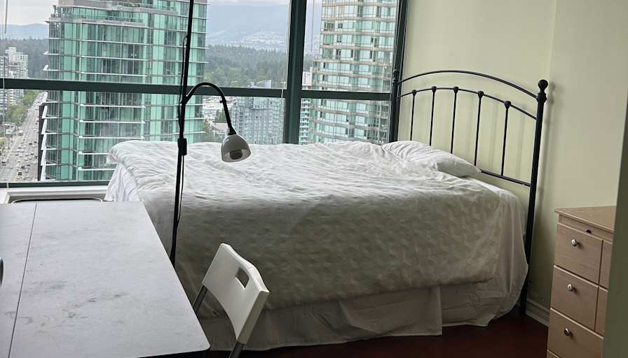 Nad's room