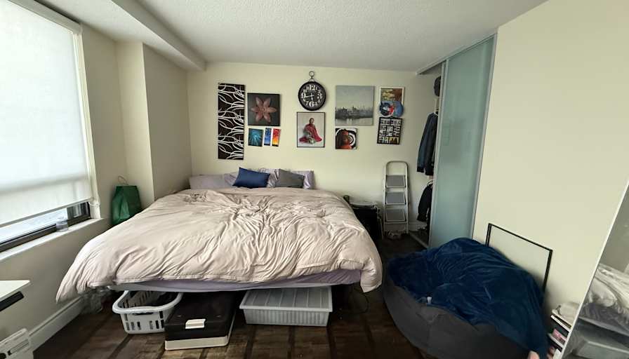 Toyosi's room