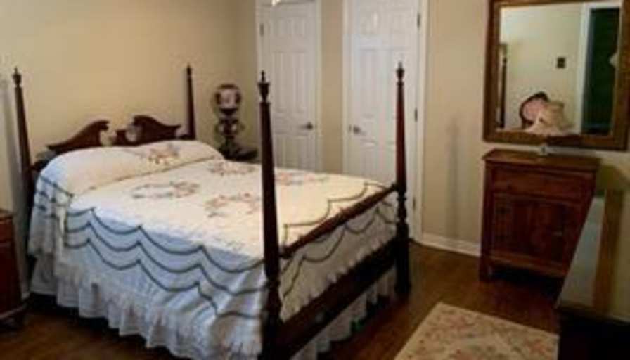 Bill's room