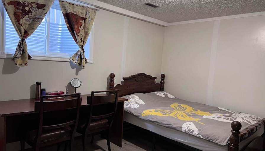 Flora's room