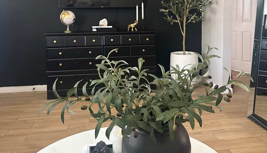 Selena's room