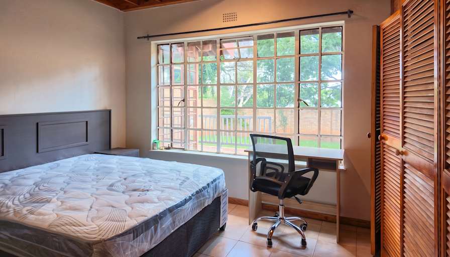Roomify Properties's room