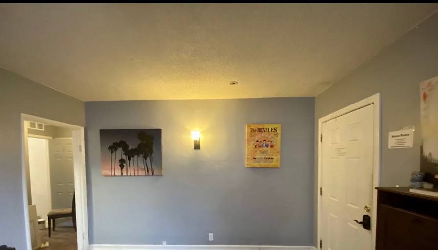 Bob's room