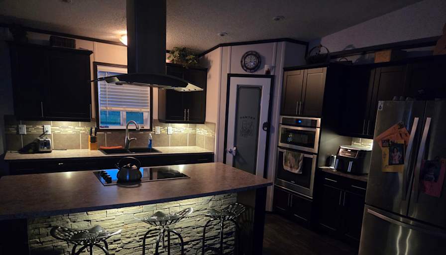 Darren's room