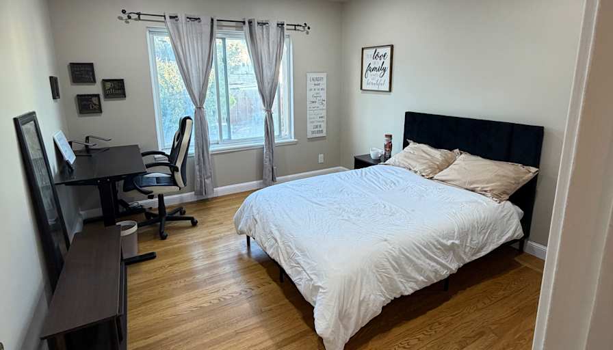 Ki C's room