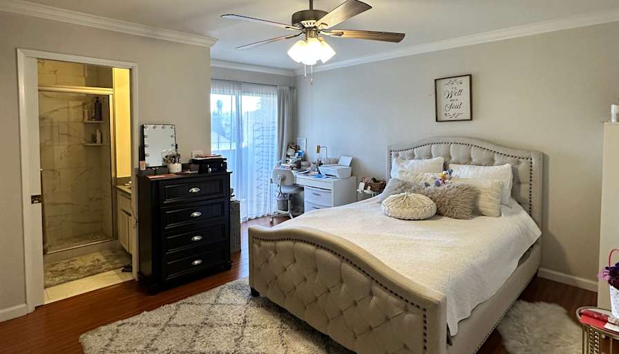 Dulce's room